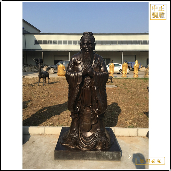 13.大型孔子雕像.jpg 13.大型孔子雕像.jpg